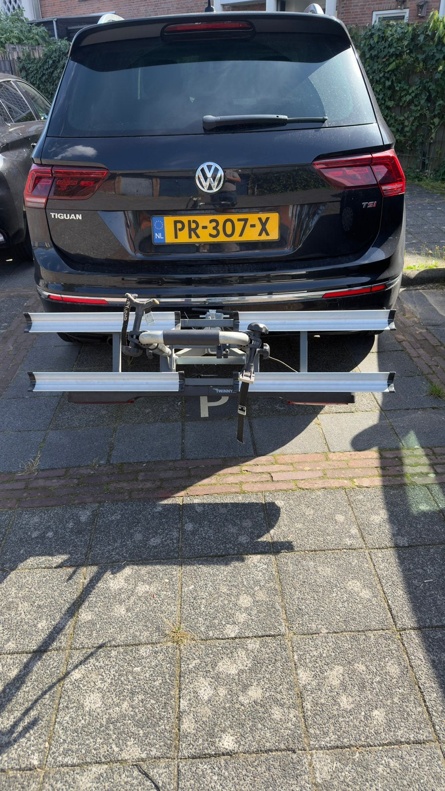Fietsendrager Twinny Load e-BASE Geschikt voor E-bikes, Auto diversen, Ophalen, Gebruikt, Brede banden, 2 fietsen