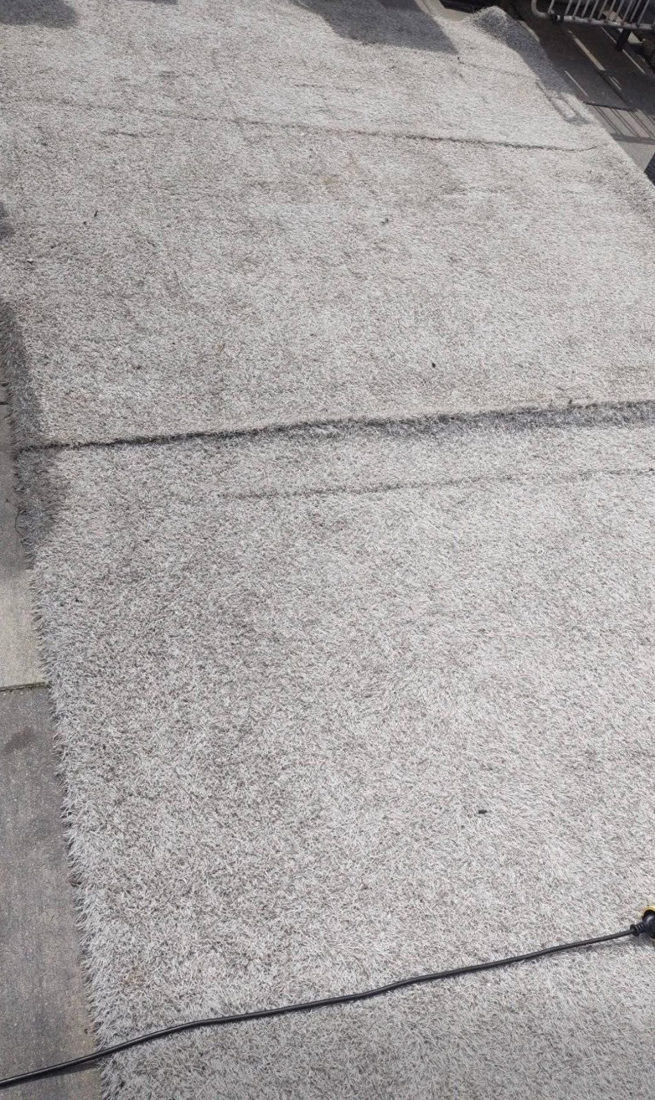 GRATIS Grijs gras tapijt., Ophalen, Gebruikt, Beton, Terrastegels