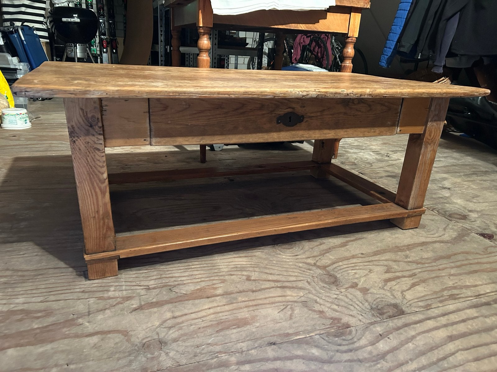 Rustieke grenen houten salontafel met lade, Ophalen