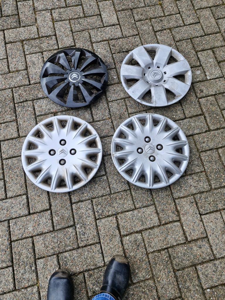 Wieldoppen Citroen 14,15 en 16 inch, Gebruikt, Ophalen of Verzenden