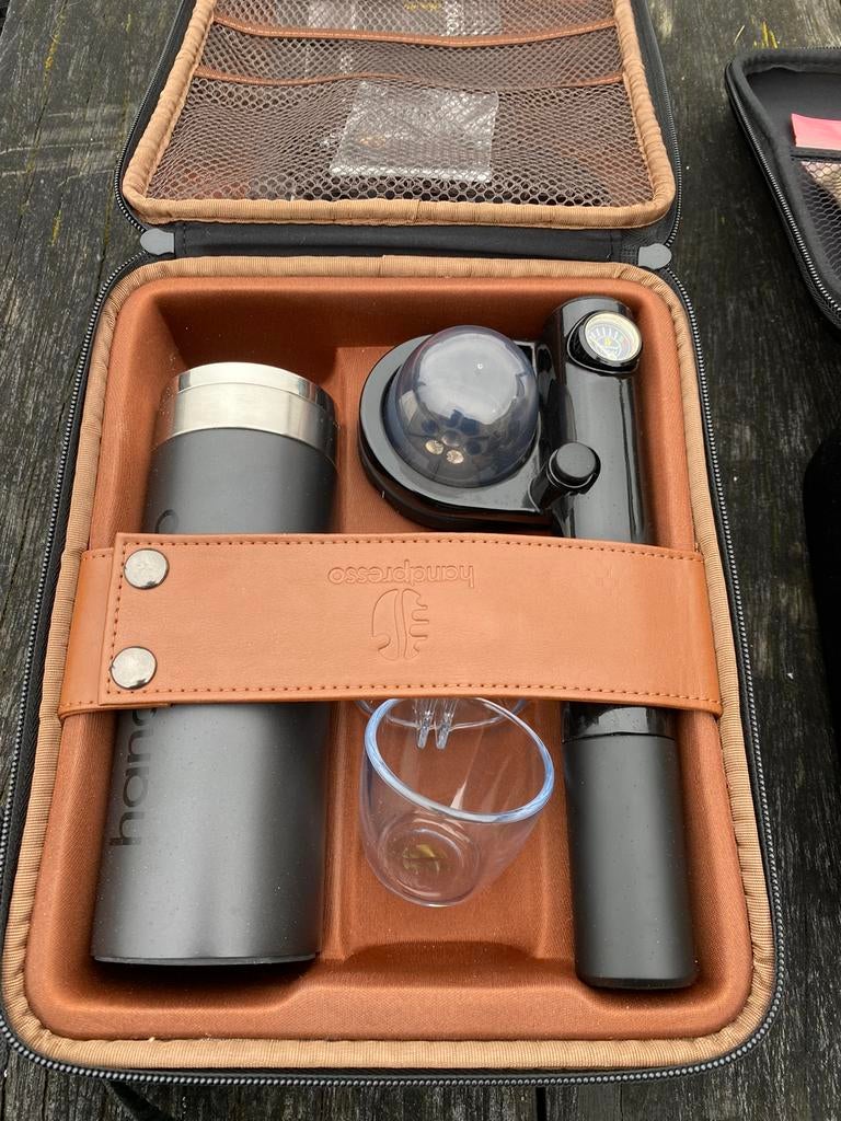 Meerdere Handpresso’s waaronder  twee 12 volt incl  adapter, Ophalen of Verzenden, Koffiemachine