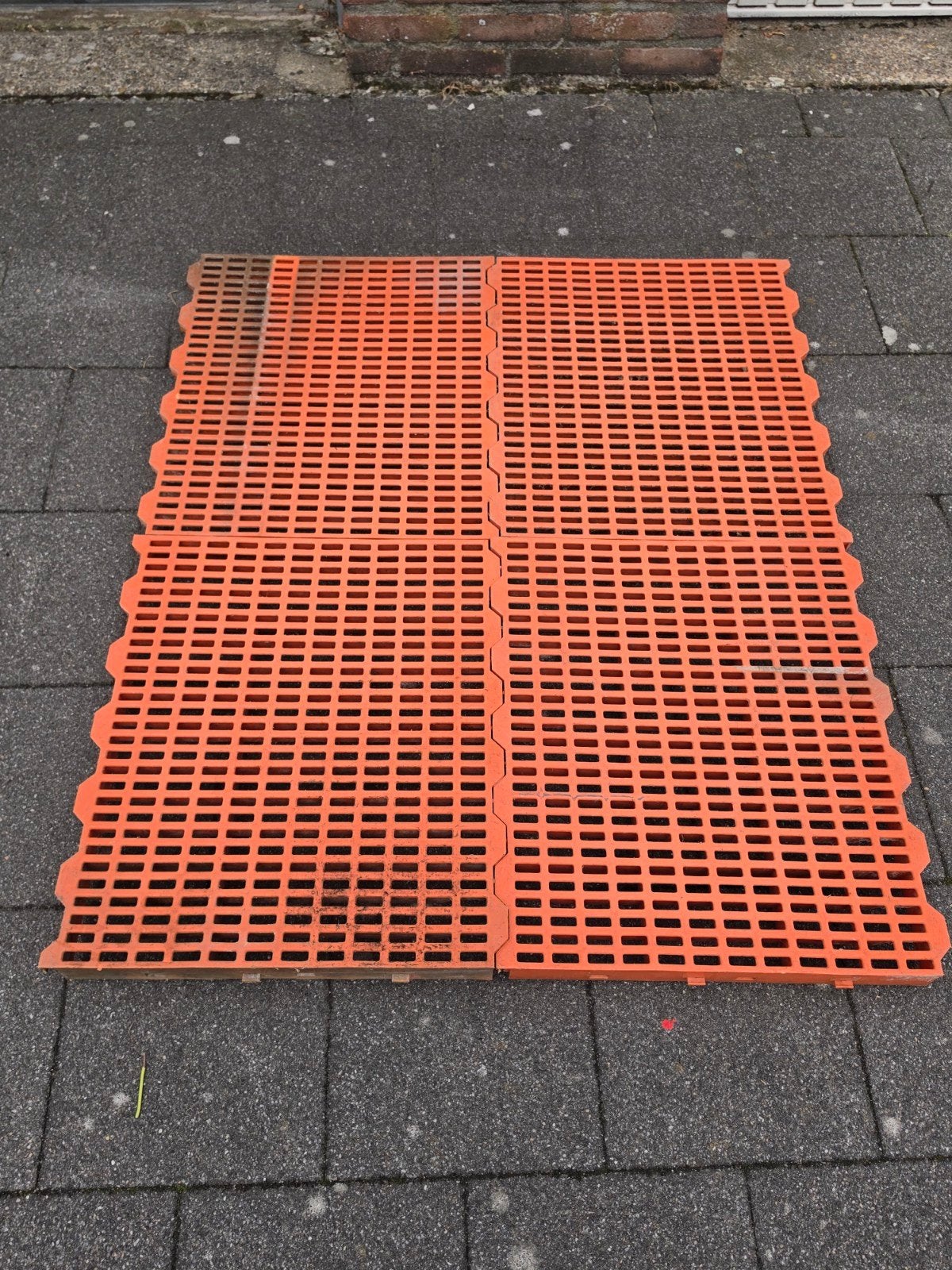 Stevige biggen roosters 60x50 cm - Oranje, Ophalen, Gebruikt