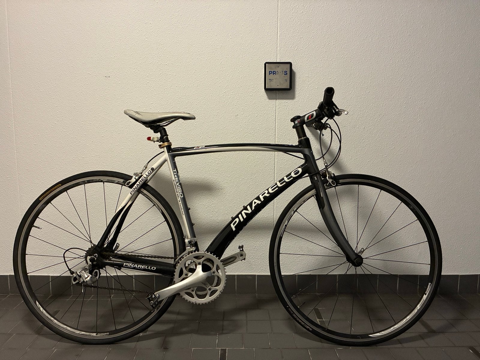 Pinarello Treviso 2011– Shimano Sora 2x9 – Aluminium, 28 inch, Gebruikt, Aluminium, 15 tot 20 versnellingen