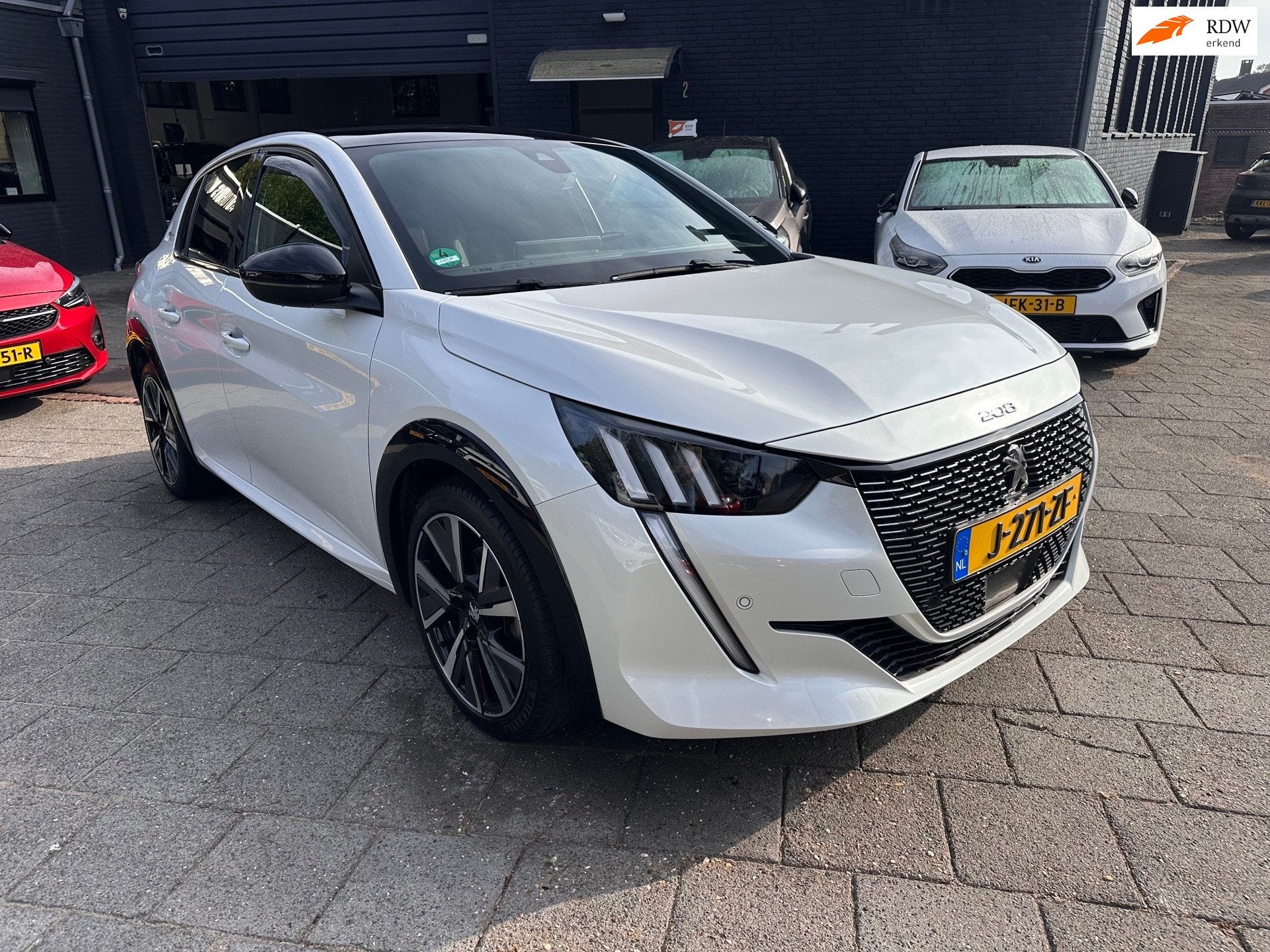 Peugeot 208 1.2 PT GT-Line|NL-Auto|Apple/Android carplay, Voorwielaandrijving, Dealer onderhouden, 101 pk, Gebruikt