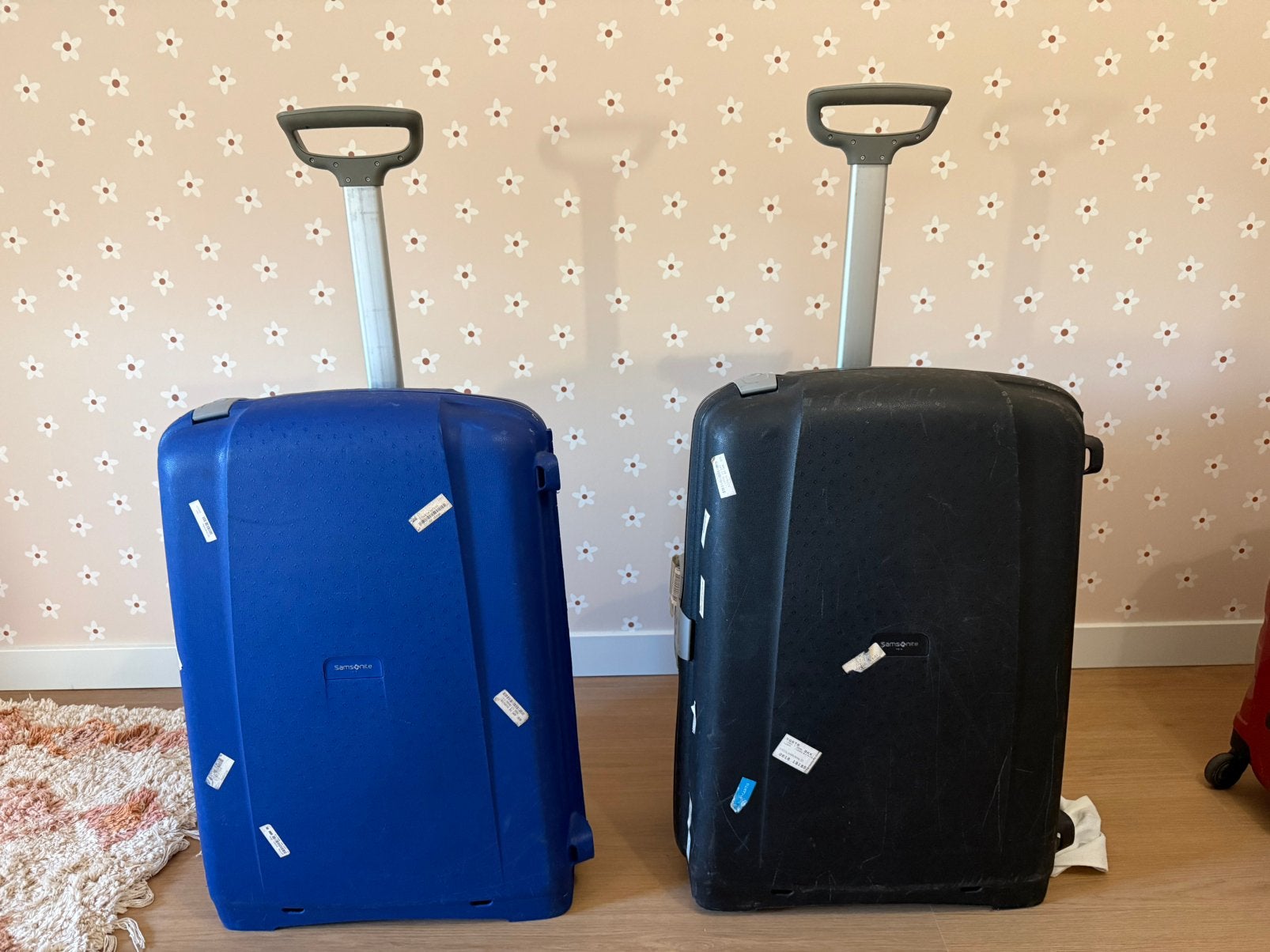 Samsonite (90l) koffers harde buitenkant 2 wielen, Gebruikt, Hard kunststof, 45 tot 55 cm, 70 cm of meer
