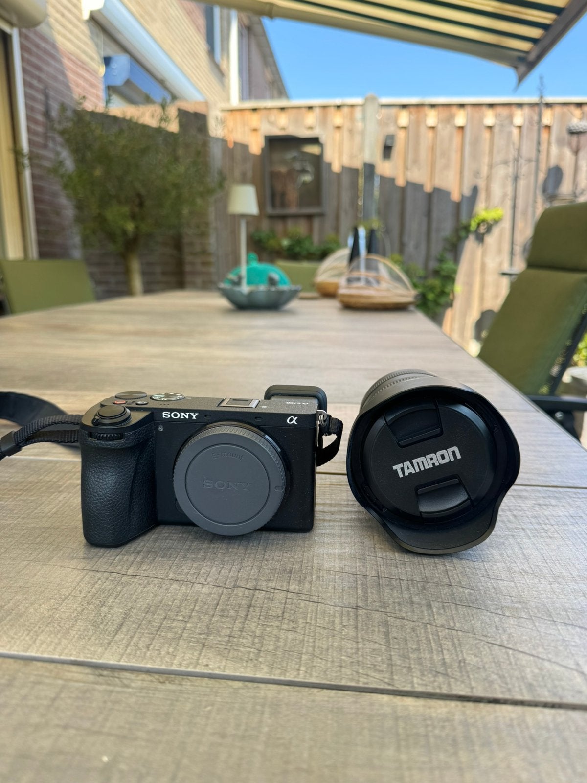 Sony a6700 en Tamron 28-200 f/2.8-5.6 Di III, Ophalen, Screenprotector, Bluetooth, Zo goed als nieuw