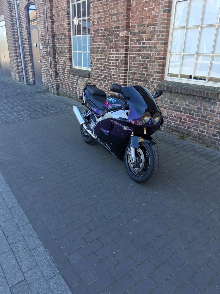 Kawasaki ZXR 750 - Klassieke Sportmotor, Motoren, Motoren | Kawasaki, 750 cc, Sportuitlaat, 4 cilinders, Motorrijbewijs A