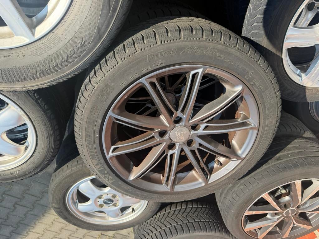 renault talisma lmv op winterbanden 235/45/18, 18 inch, Gebruikt, Banden en Velgen, Ophalen of Verzenden