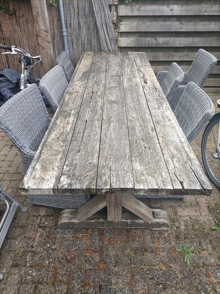Robuuste houten tuintafel met X-onderstel, Huis en Inrichting, Tafels | Eettafels, Gebruikt, 50 tot 100 cm, 150 tot 200 cm, Vier personen