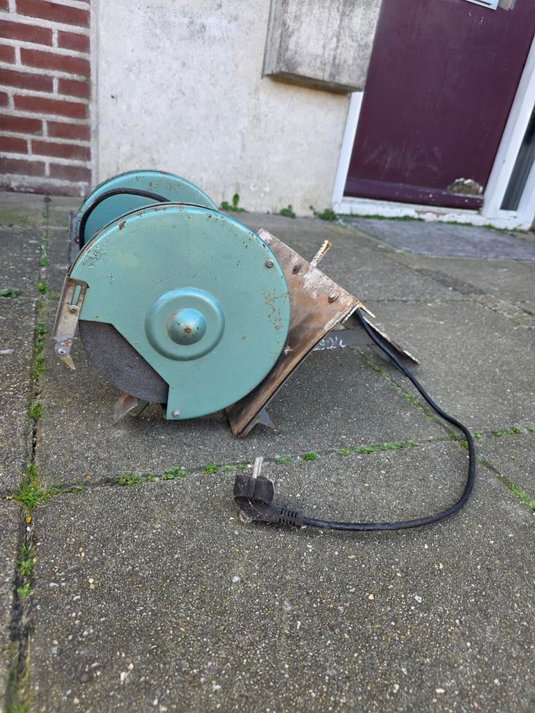 Kinzo Slijpmachine 550W - Gebruikt | Moet zsm weg, Ophalen, Gebruikt, Minder dan 700 watt, Werkbankslijpmachine