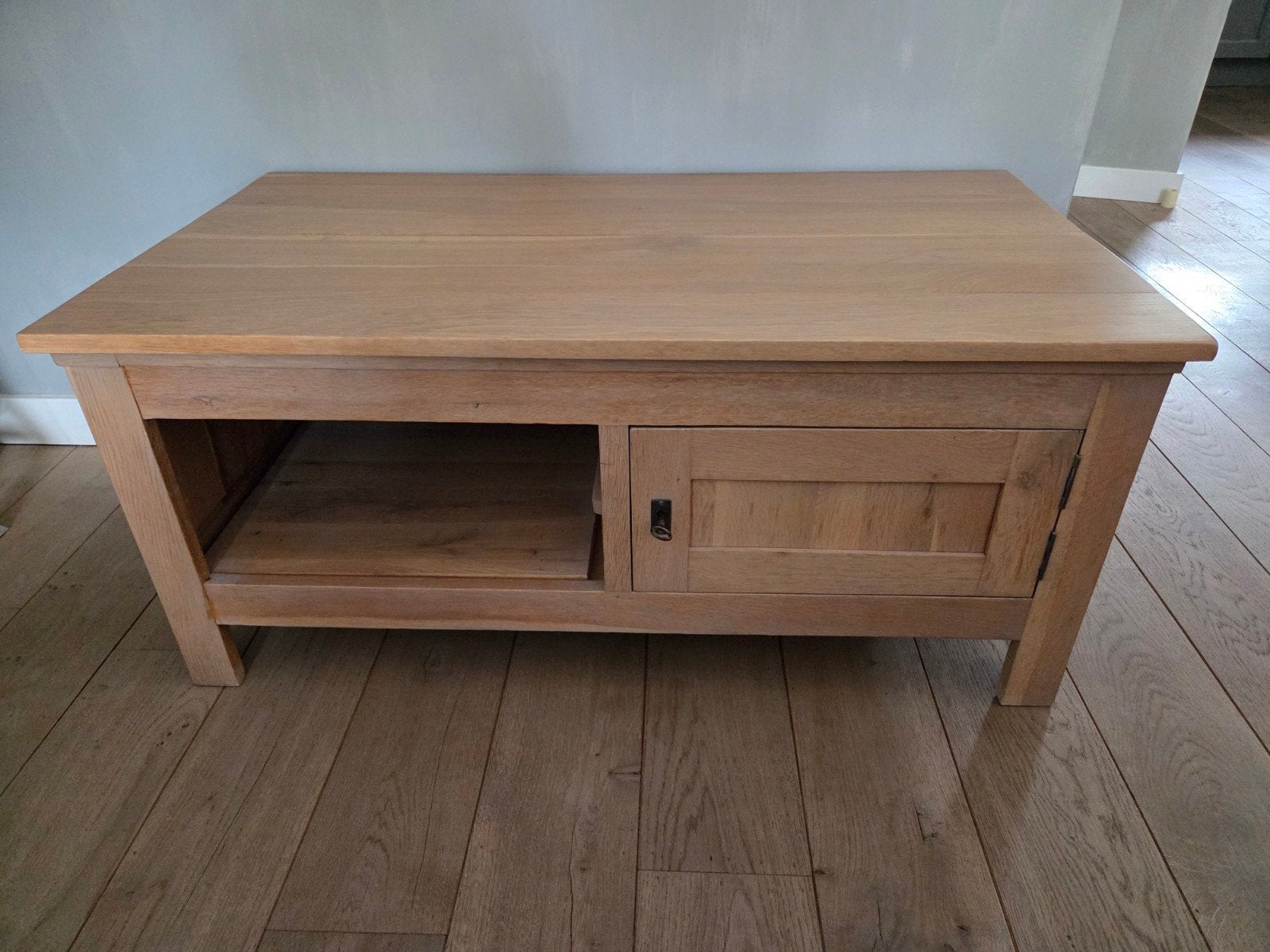 tv kast, Ophalen, 25 tot 50 cm, Eikenhout, Minder dan 100 cm