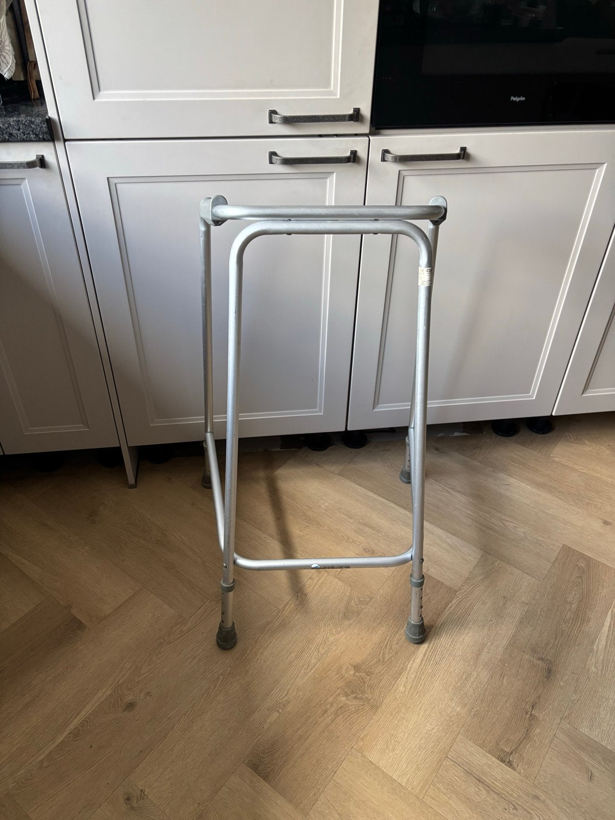 Looprek, zeer stabiel, Diversen, Looprekken, Ophalen, In hoogte verstelbaar