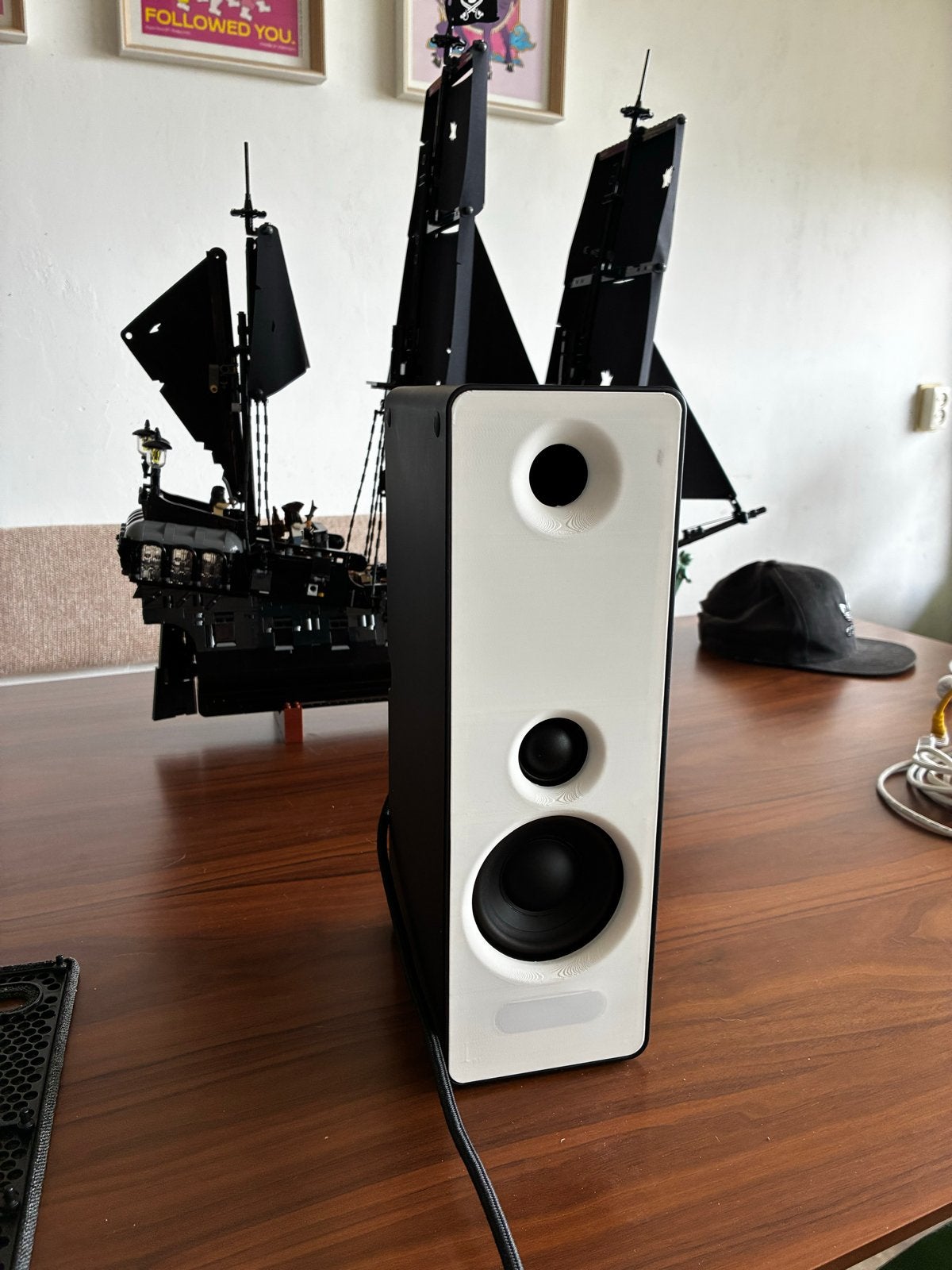 Foto 3 van IKEA Symfonisk boekenplank speaker met 2 frontjes