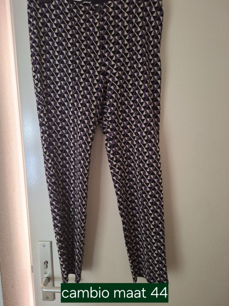 Leuke set 42-44, Kleding | Dames, Broeken en Pantalons, Paars, Maat 42/44 (L), Ophalen of Verzenden, Zo goed als nieuw