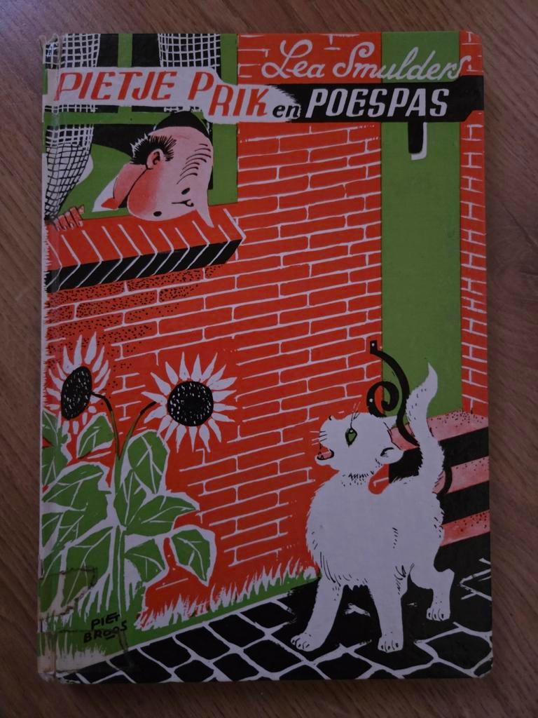 Lea Smulders pietje prik en poespas, Boeken, Ophalen of Verzenden, Gelezen, Fictie algemeen