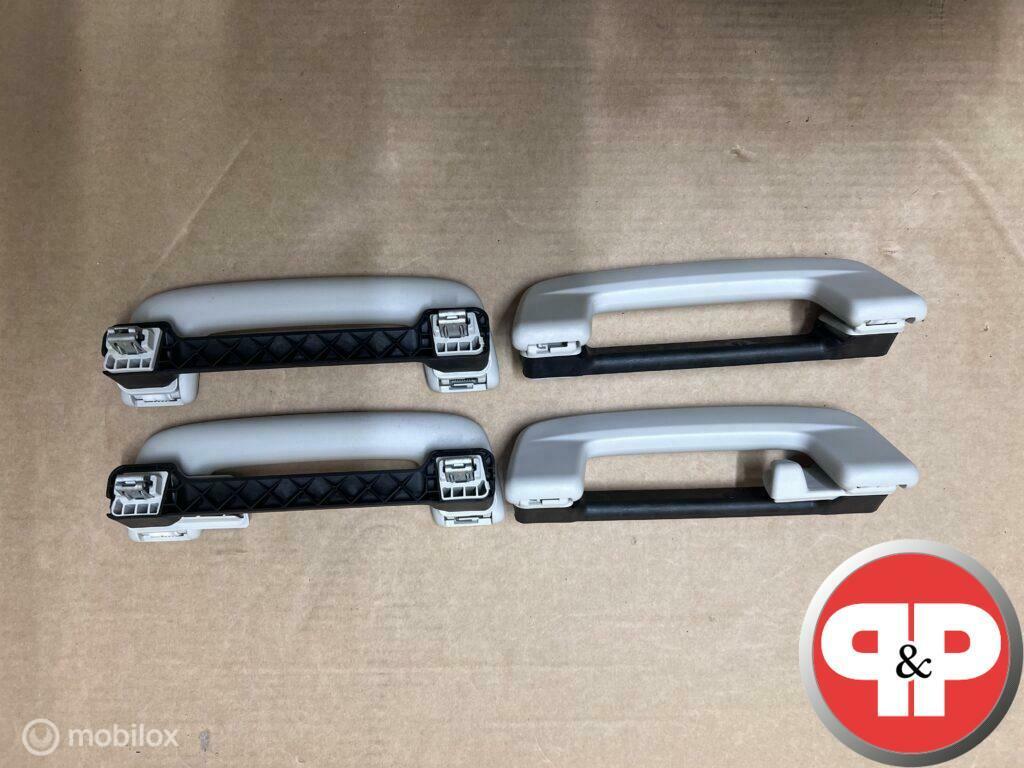 Set VW Tiguan CT1 Handvat 5H0867660, Auto-onderdelen, Interieur en Bekleding