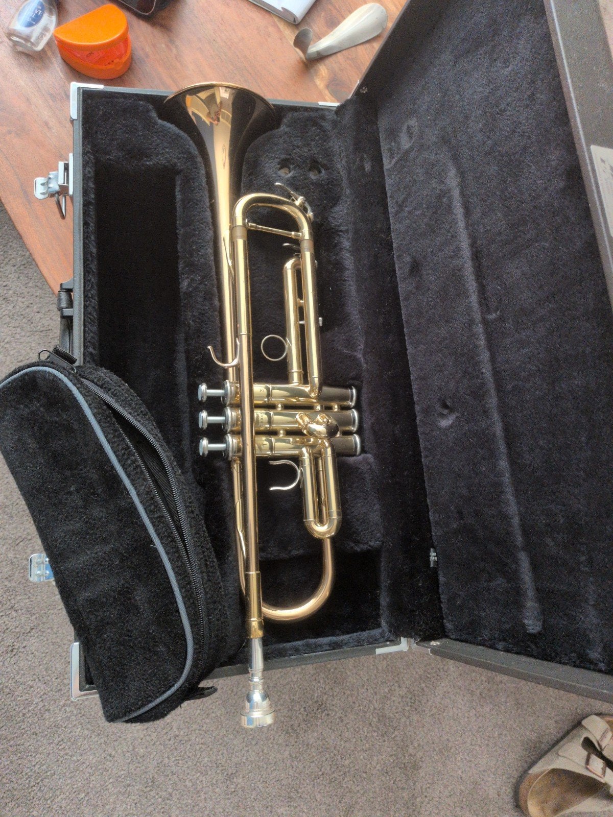 Yamaha YTR4335G Trompet met koffer en lessenaar, Ophalen, Gebruikt, Bes-trompet, Met koffer