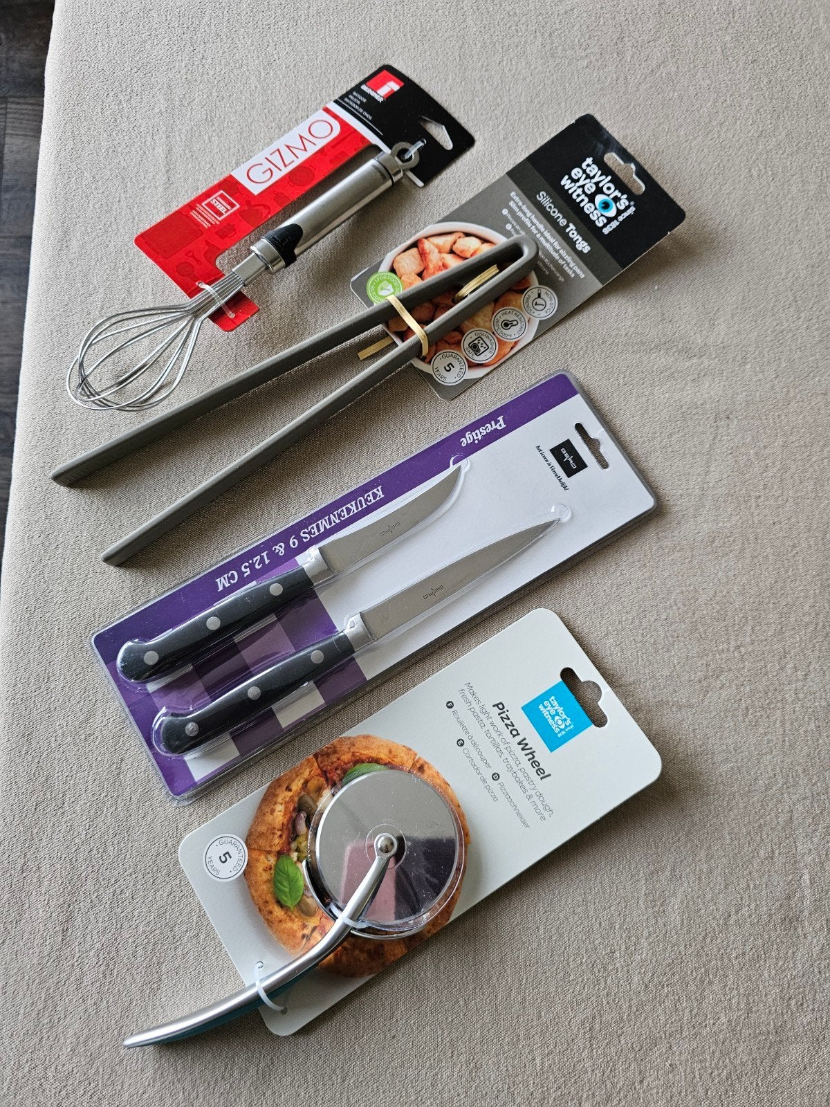 Keukengerei set: garde, tang, messen en pizzasnijder, Ophalen, Overige typen, Nieuw, Metaal