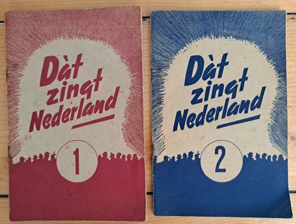 DAT ZINGT NEDERLAND 1 en 2 - B.H. Smit - 1946, Boeken, Gelezen, Ophalen of Verzenden, Overige onderwerpen, B.H. Smit