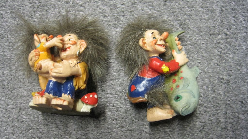 Twee fantasie figuren: trollen, Ophalen of Verzenden, Zo goed als nieuw, Mens