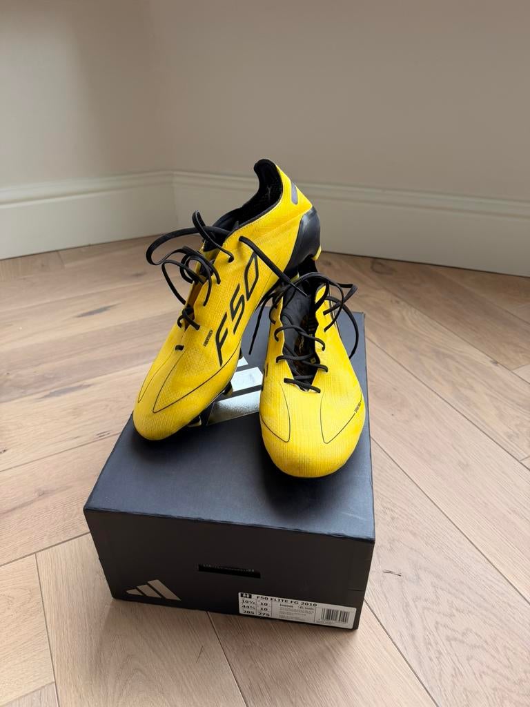Adidas F50, Maat L, Ophalen, Zo goed als nieuw, Schoenen