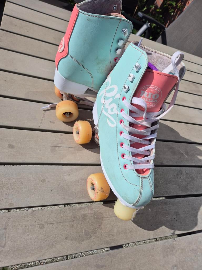 Rio Roller rolschaatsen maat 38 met beschermers, Sport en Fitness, Skeelers, Ophalen, Gebruikt, Kinderen, Overige typen