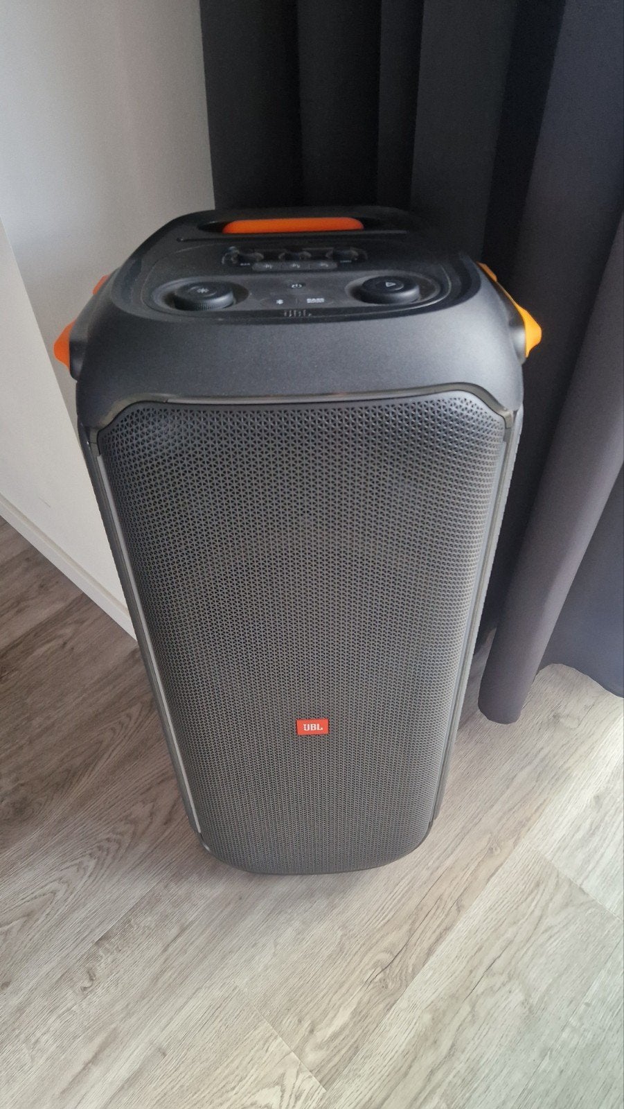 JBL Partybox 710 - Krachtige Party Speaker met Lichteffecten, Audio, Tv en Foto, Luidsprekers, 150 watt of meer, JBL, Party speaker