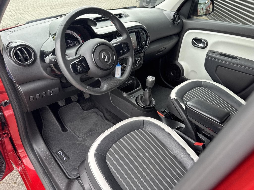 Renault Twingo 1.0 SCe Intens Climate Control, Cruise Contro, Keurmerk '100% Onderhouden', Gebruikt, 4 stoelen, Leder en Stof