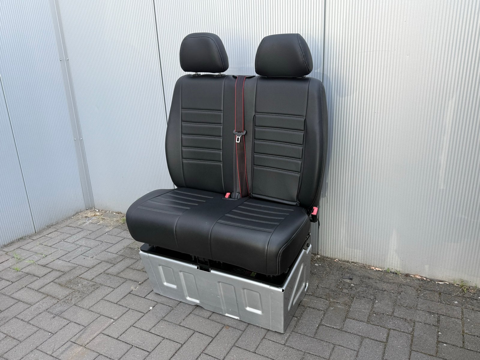 2-zits bank leer Sprinter met gordel en draaiplateau w906, Auto-onderdelen, Interieur en Bekleding, Mercedes-Benz, Gebruikt, Ophalen