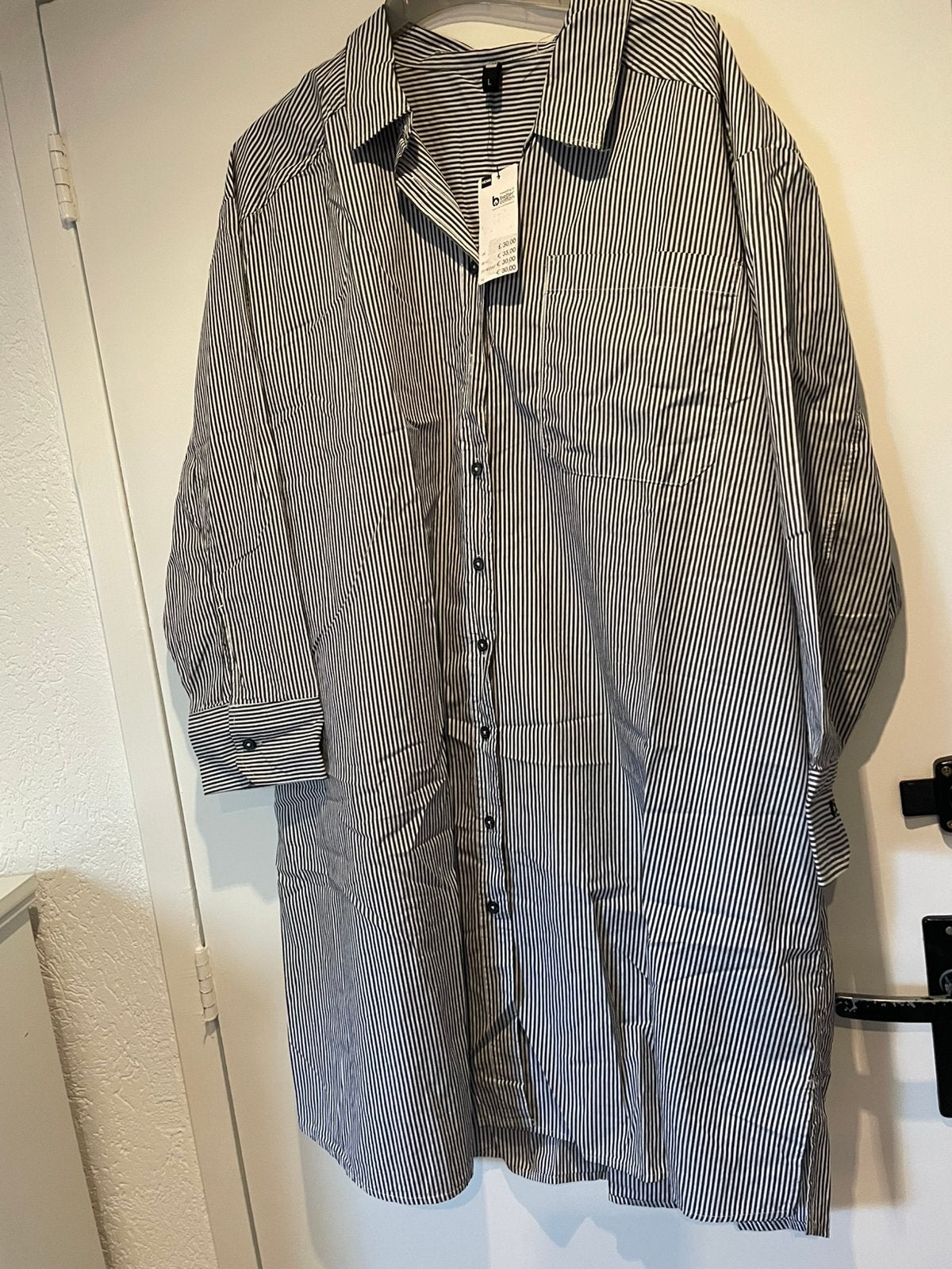 Nieuw jurk 1 maat., Ophalen of Verzenden, Zo goed als nieuw, Zwart