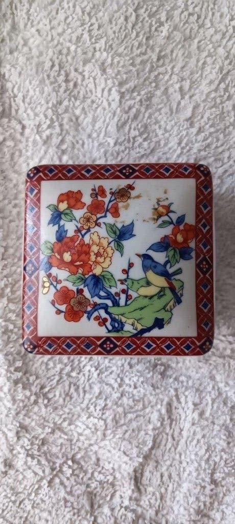 Japans Imari porseleinen snuisterijendoosje, Ophalen of Verzenden