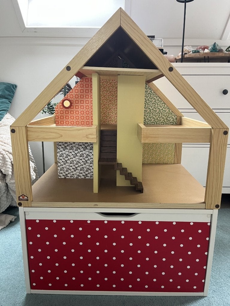 Houten poppenhuis, Bodo Henning design incl. inventaris, Ophalen, Gebruikt, Poppenhuis