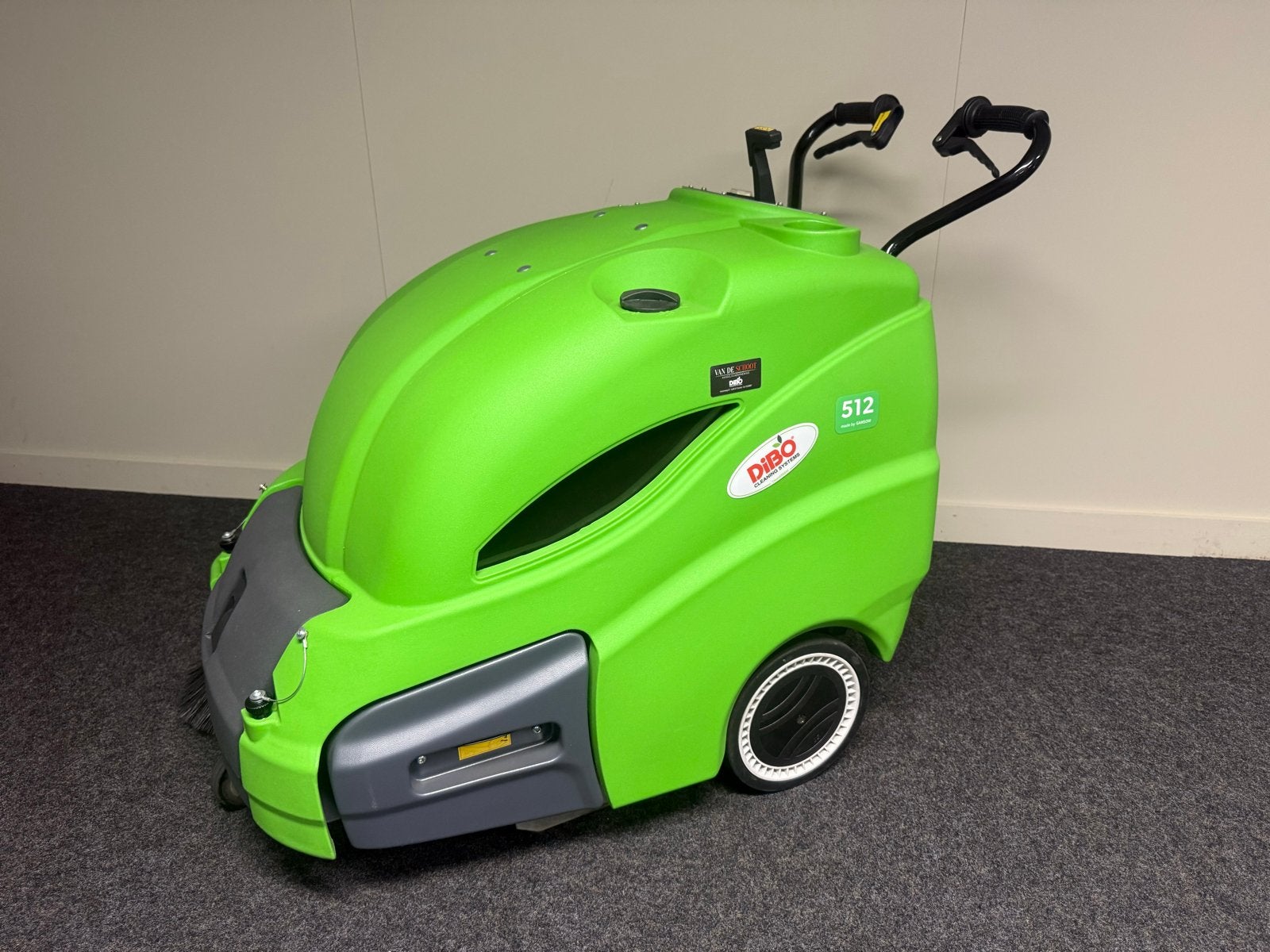 Dibo 512 Veegmachine  Actie Demo € 3950, Doe-het-zelf en Verbouw, Reinigingsmachines, Ophalen of Verzenden, Gebruikt, Overige typen