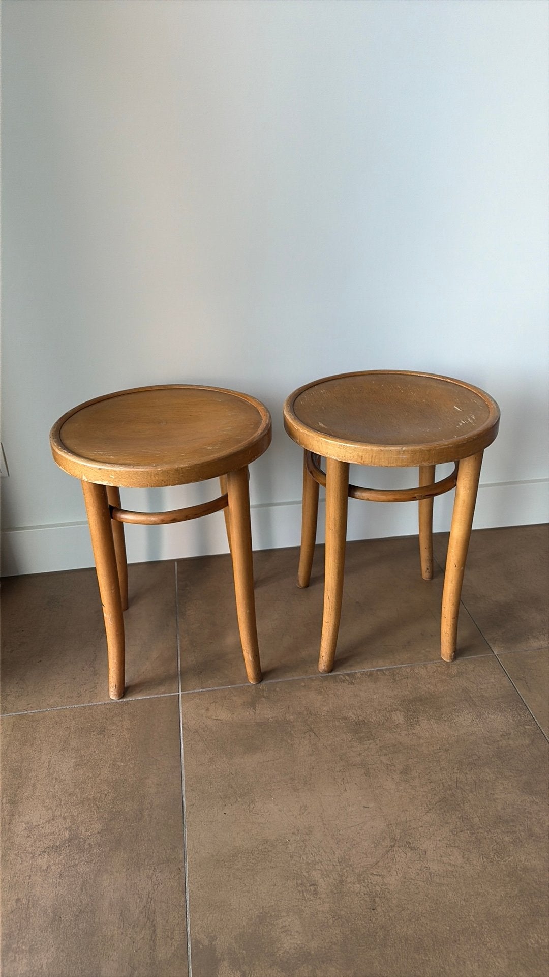 2 vintage beukenhouten krukjes Thonet stijl, Ophalen, Gebruikt, Hout
