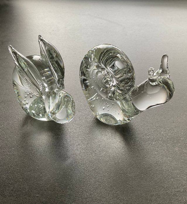 2 x presse papier dier glas met bubbels slak en konijn, Ophalen of Verzenden