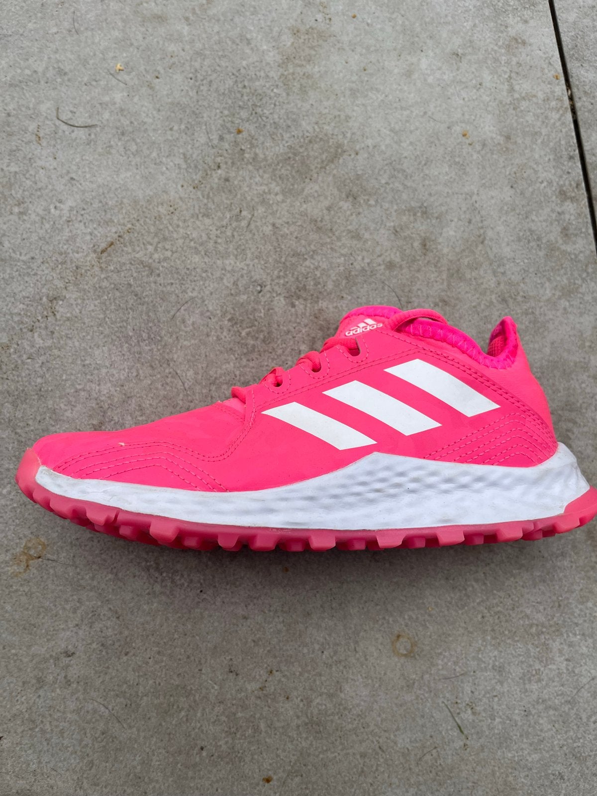 Adidas Youngstar hockeyschoenen maat 35 - Zo goed als nieuw, Ophalen of Verzenden, Zo goed als nieuw, Schoenen