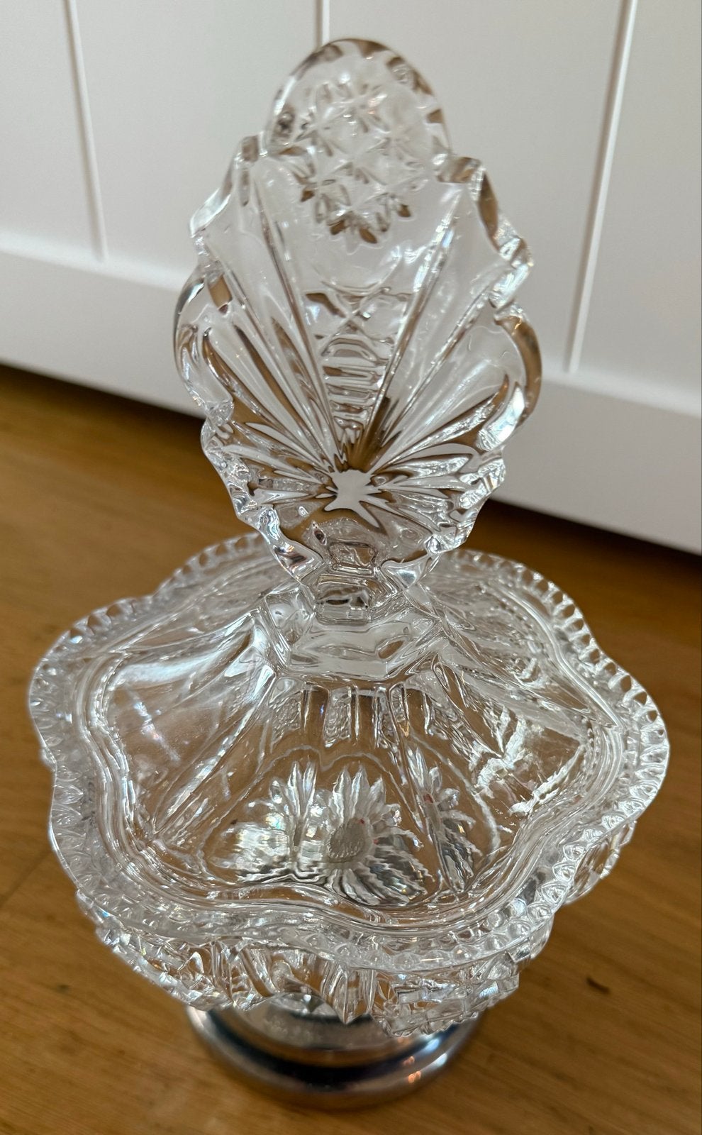 Decoratieve Kristallen Bonbonnière met Zilveren Voet, Antiek en Kunst, Ophalen of Verzenden