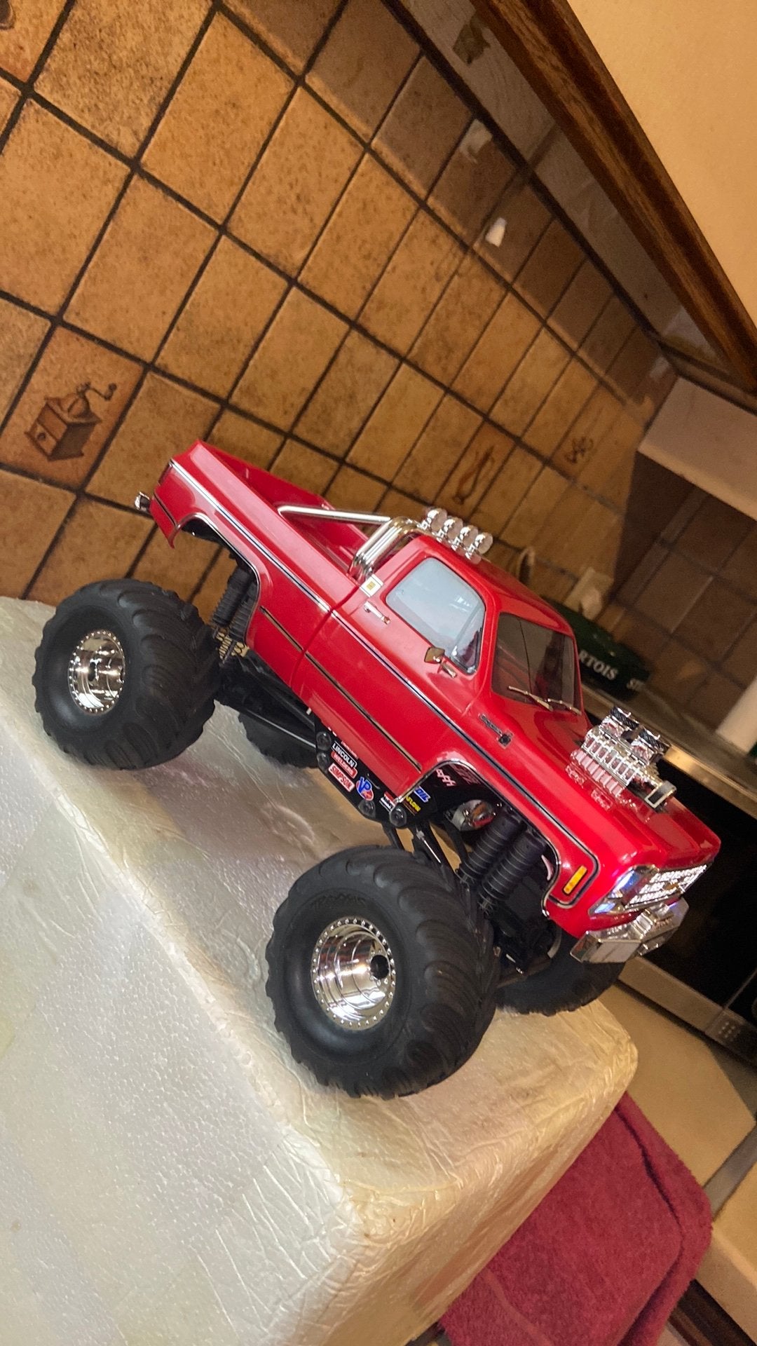 RC Traxxas Monster Truck TRX4MT Chevrolet Cheynne nagelnieuw, Elektro, Auto offroad, Nieuw, Ophalen of Verzenden