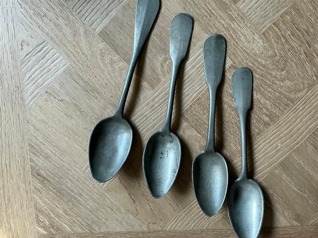 4 antieke tinnen lepels,brocante tinnen lepel, Ophalen