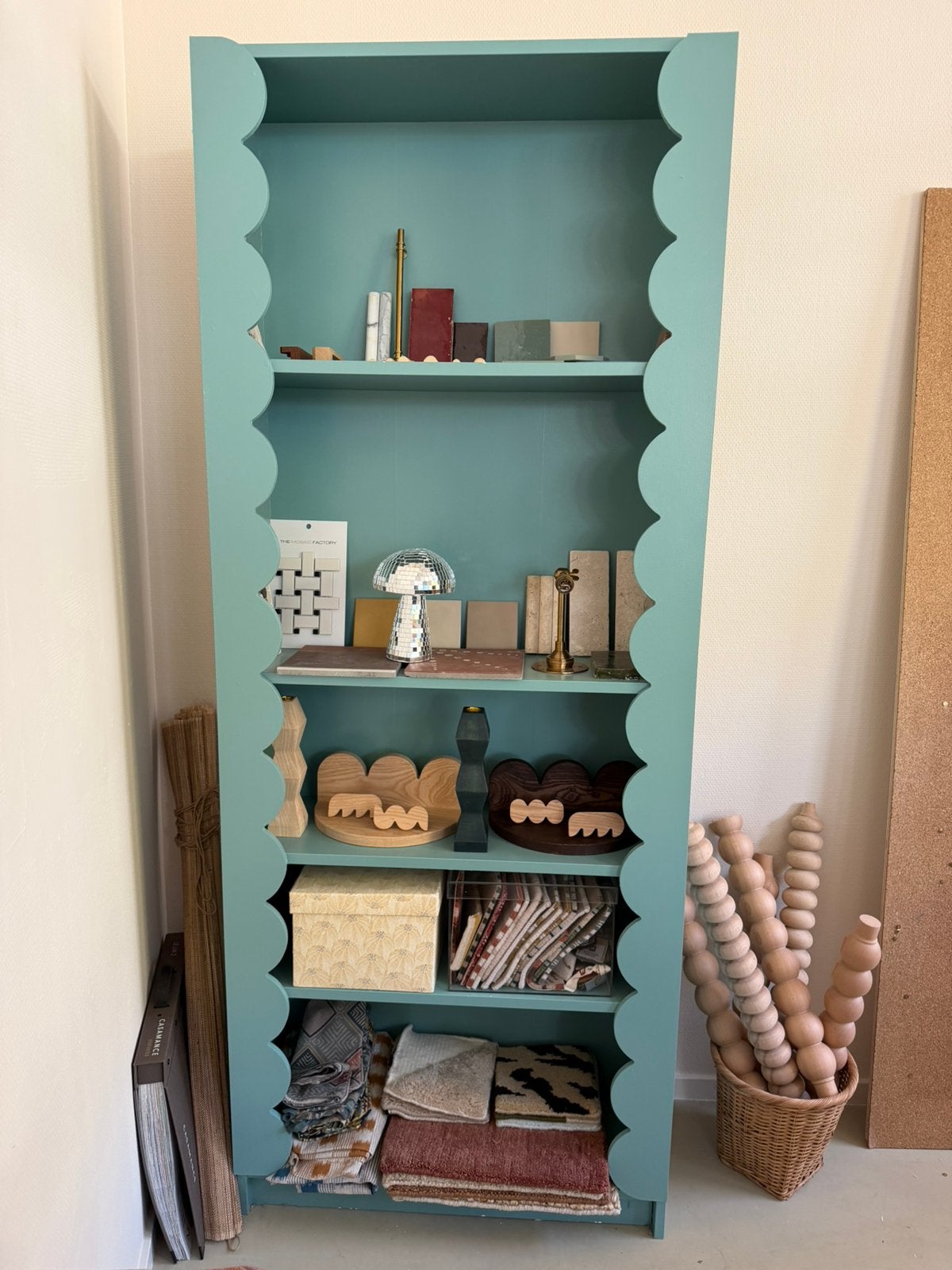 Billy boekenkast met leuke scallop randjes, Huis en Inrichting, Ophalen, 200 cm of meer, 50 tot 100 cm, Zo goed als nieuw