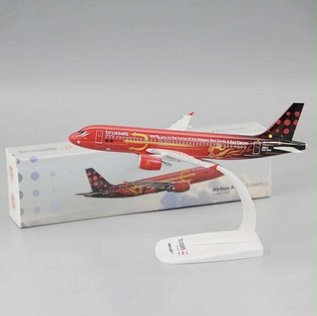 Brussels Airlines A320 “Red Devils/Red Flames” 1/200, Verzamelen, Ophalen of Verzenden, Nieuw, Schaalmodel