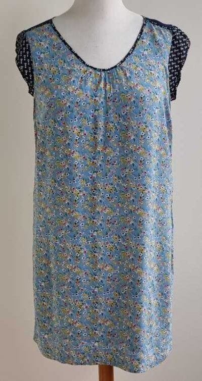 CKS lichtblauw jurkje met bloemetjes print mt. XL, Kleding | Dames, Jurken, Blauw, Maat 46/48 (XL) of groter, Ophalen of Verzenden