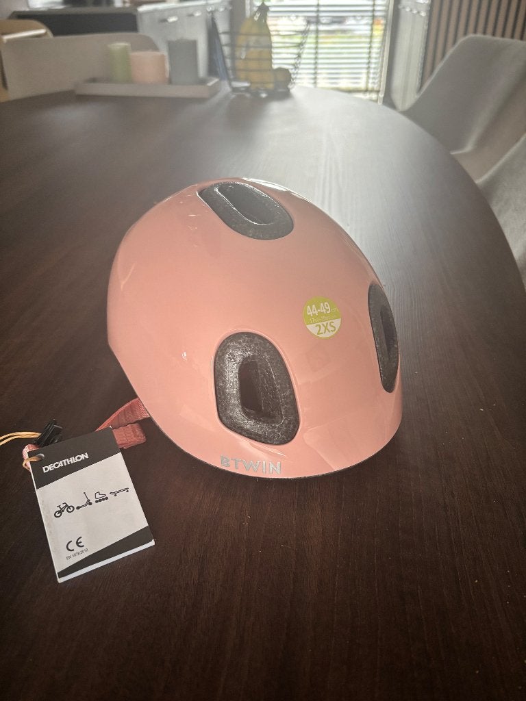 Fietshelm baby Btwin, Fietsen en Brommers, Fietsaccessoires | Fietshelmen, XXS, Btwin / Decathlon, Meisje, Nieuw