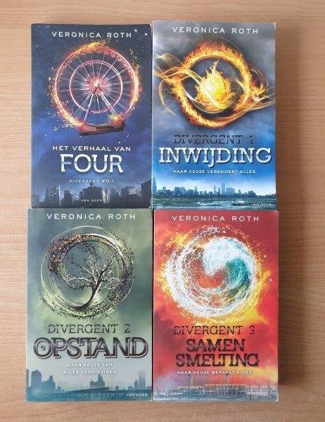 Veronica Roth - 4x Divergent (ned), Verzenden, Gelezen, Veronica Roth