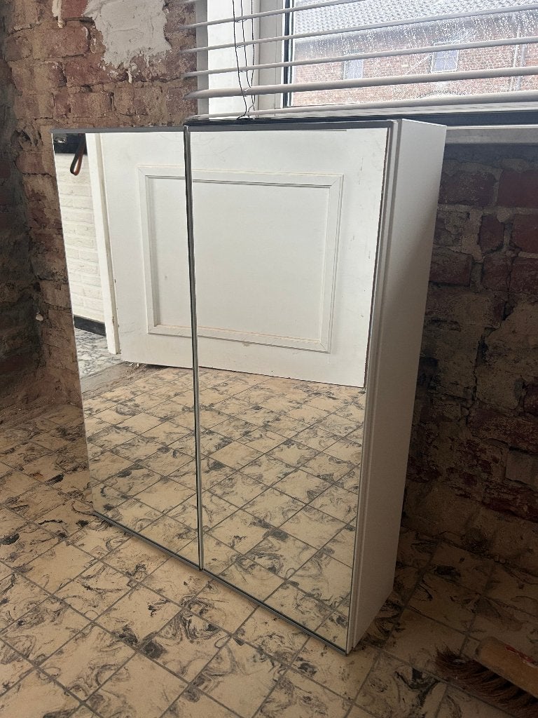 IKEA Spiegelkast met deuren, wit (badkamer meubel), Ophalen, (Half)hoge kast, Nieuw, 50 tot 100 cm