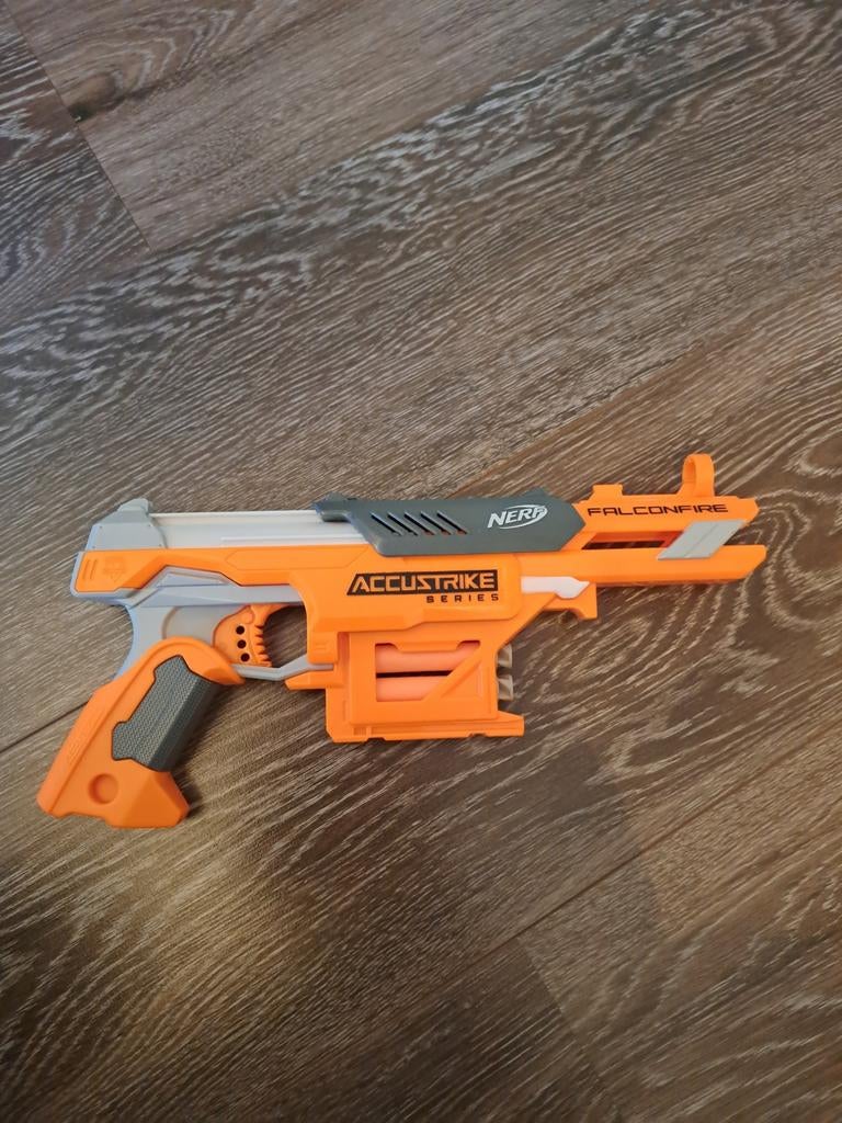 Nerf Accustrike Falconfire Blaster, Ophalen of Verzenden, Gebruikt, Jongen of Meisje