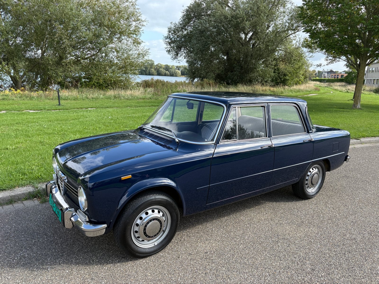 Alfa Romeo Giulia 1.3 Super 1972 TOPSTAAT!, 4 cilinders, Blauw, Bedrijf, Handgeschakeld
