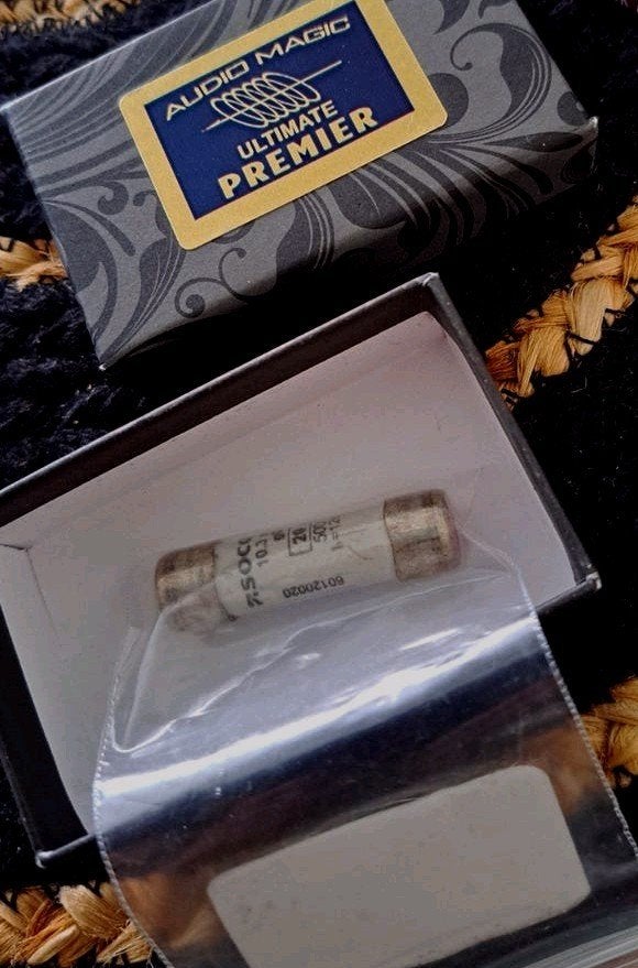 Te koop Audio magic Ultimate Premier 10x38 zekering, Ophalen of Verzenden