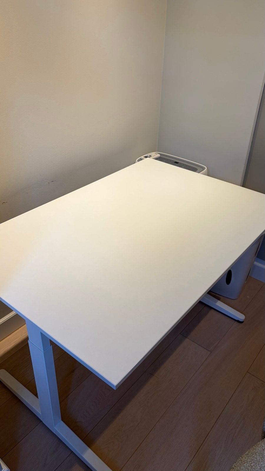 Wit in hoogte verstelbaar bureau, Ophalen, Gebruikt, 120 cm, In hoogte verstelbaar