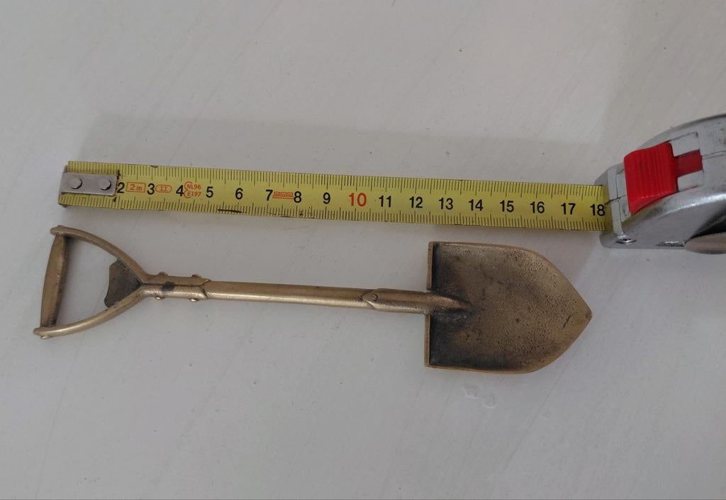 Koperen flesopener in vorm van schep ( vaderdagtip), Ophalen of Verzenden